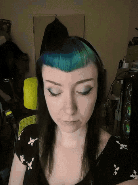 Makeup GIF