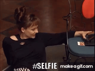 Selfie Face GIF - Selfie Face Retro GIFs