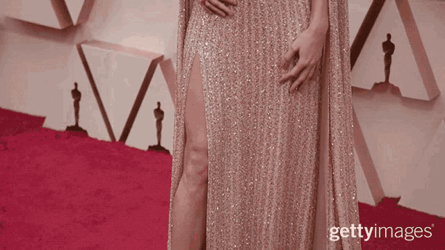 Brie Larson Pose GIF - Brie Larson Pose Model GIFs