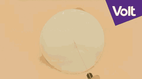 a white circle with a slice taken out of it and the words mindeststeuer fur unternehmen