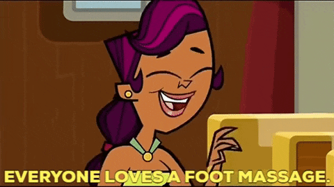 a cartoon character from total drama is laughing and saying everyone loves a foot massage .