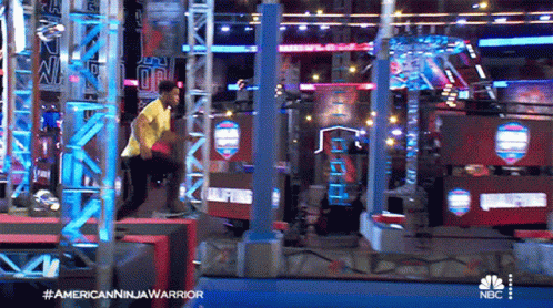 Running American Ninja Warrior GIF - Running American Ninja Warrior Hopping On Platforms GIFs