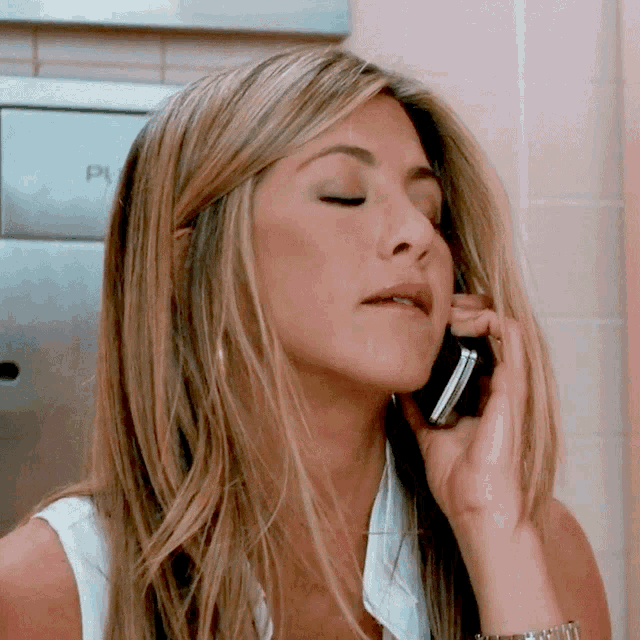 Jennifer Aniston GIF - Jennifer Aniston Phone GIFs