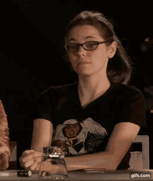 Geek And Sundry Amy Dallen GIF - Geek And Sundry Amy Dallen Weave GIFs