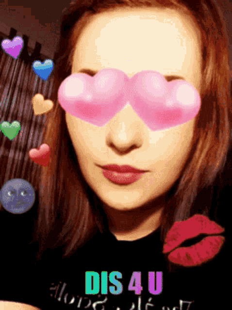 a girl wearing a shirt that says dis4u on it