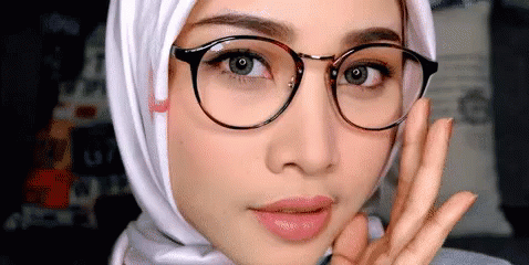 Cantik Nggak GIF - Irna Dewi Celebgram Cantik GIFs