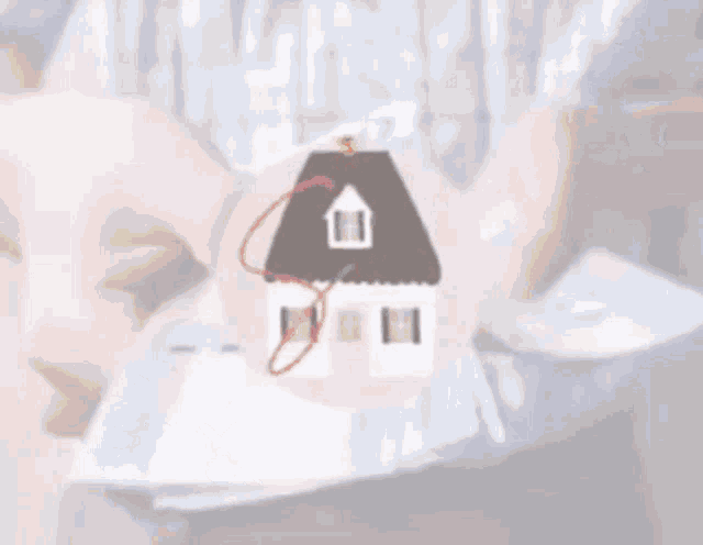 a picture of a house with the words edr defenders written on it