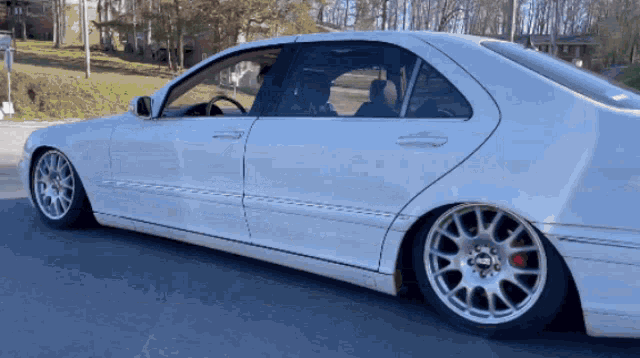 Benz Stance GIF - Benz Stance Low GIFs