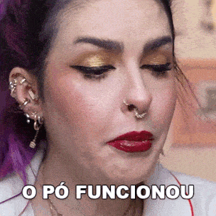 a close up of a woman 's face with o po functionou written below her