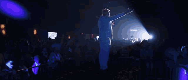 Gerben Steyaert Basseveldse Nacht Van De Ambiance GIF