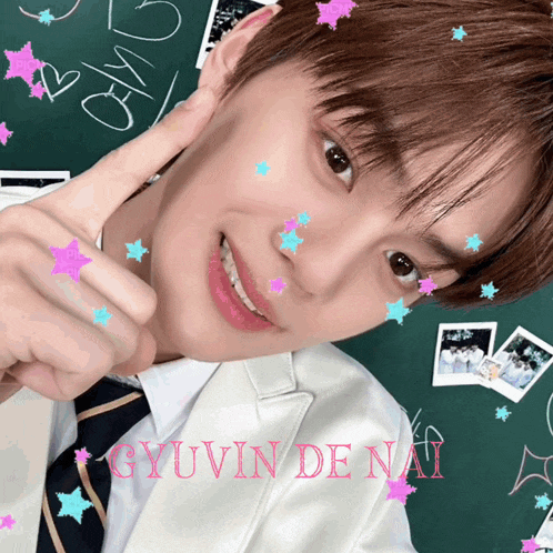 a close up of a person with the name gyuvin de nai