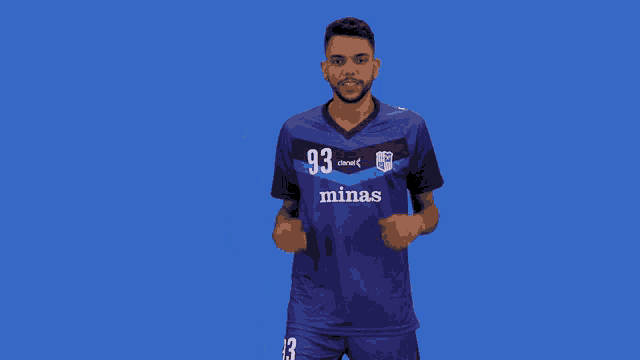 a man wearing a purple jersey that says 93 minas