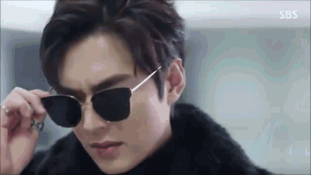 Disgusting Daddy GIF - Disgusting Daddy The Legend Of The Blue Sea GIFs