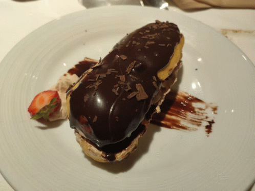 Chocolate Eclair Food GIF - Chocolate Eclair Food GIFs