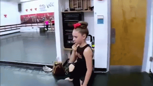 Swag GIF - Dance Moms Cry Oh No GIFs