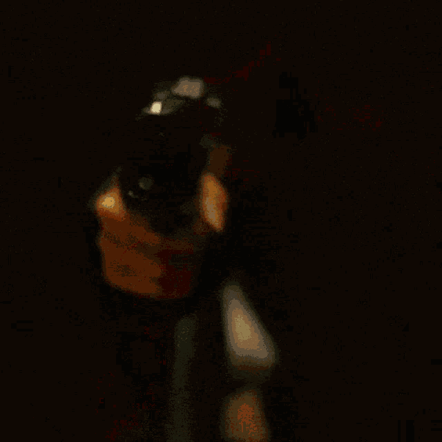 a white light is shining on a dark brown background