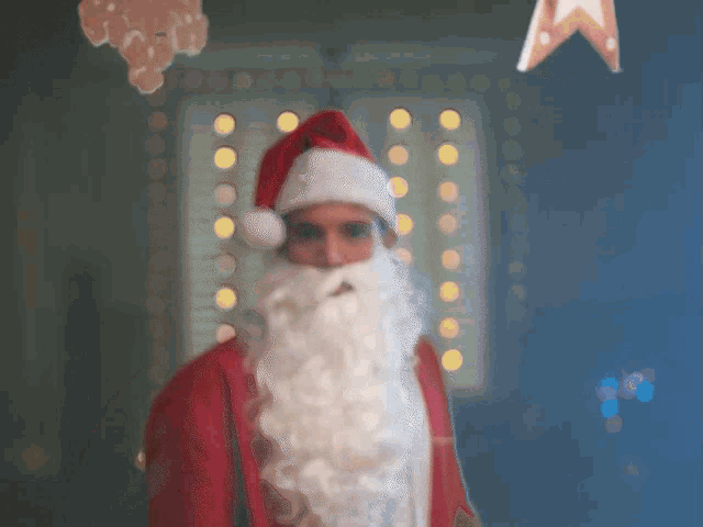 Noel Hugo GIF - Noel Hugo Santa Claus GIFs