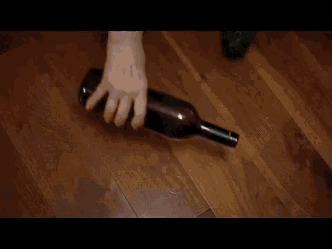 Spin The Bottle Texas Chainsaw Massacre GIF - Spin The Bottle Texas Chainsaw Massacre Funny GIFs
