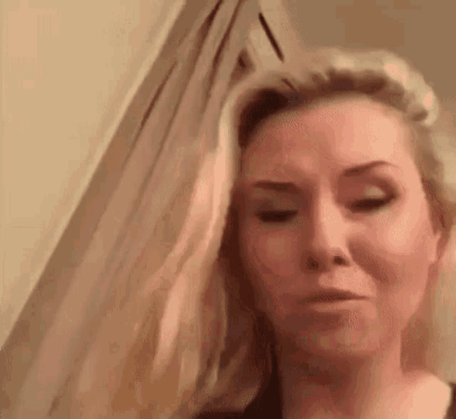 Sarah Schauer Wtf GIF