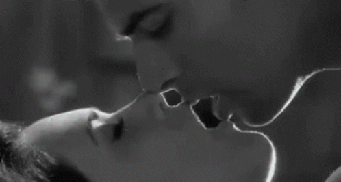 Gorący Pocałunek Couple GIF - Gorący Pocałunek Couple Love GIFs