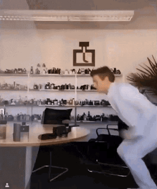 Jeremy Fragrance Jump GIF - Jeremy Fragrance Jump Table GIFs