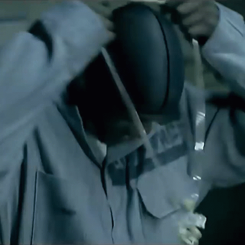 Put On Necklace Akon GIF - Put On Necklace Akon Smack That Song GIFs