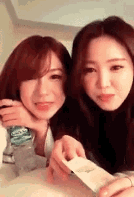 Hayoung Naeun Son Naeun GIF - Hayoung Naeun Son Naeun Oh Hayoung GIFs