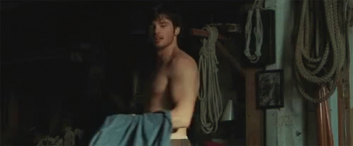 Tom Welling Smallville GIF - Tom Welling Smallville Shirtless GIFs