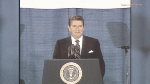 Reagan Laugh Ronald Reagan GIF - Reagan Laugh Ronald Reagan GIFs