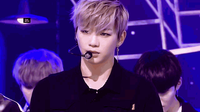 Wanna One Kpop GIF