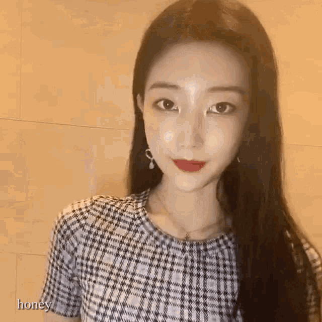 Kim Mina Mina GIF - Kim Mina Mina Yours GIFs