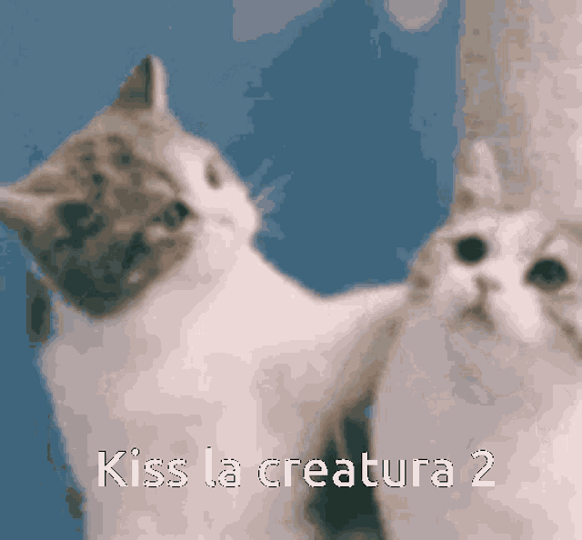 Lacreatura GIF
