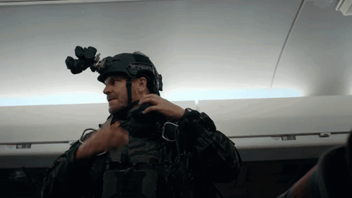 Haho High Altitude Military Parachuting GIF - Haho High Altitude Military Parachuting Masks On GIFs