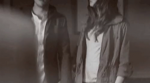 Holding Hands Sweet GIF - Holding Hands Sweet Couple GIFs