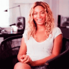 Beyonce Laughing GIF - Beyonce Laughing Giggling GIFs