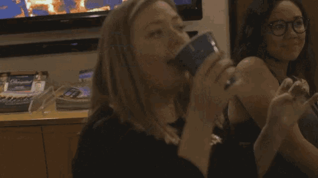 Fake Laughter GIF - Fake Laughter Allee GIFs