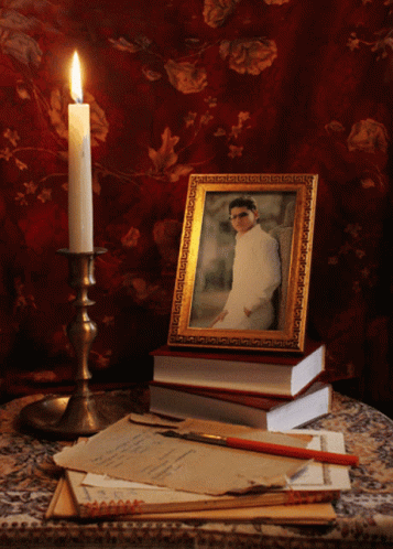 Nasir Don Candle GIF - Nasir Don Candle Picture Frame GIFs
