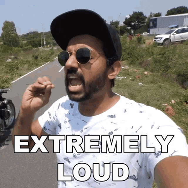 Extremely Loud Faisal Khan GIF - Extremely Loud Faisal Khan Fasbeam GIFs