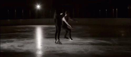 Pirouette Spin GIF - Pirouette Spin Circling GIFs