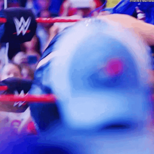 Sasha Banks Beating Up GIF - Sasha Banks Beating Up Becky Lynch GIFs