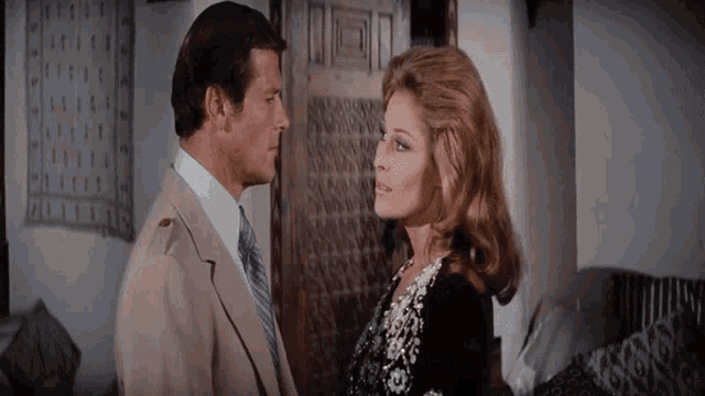 Roger Moore The Spy Who Loved Me GIF - Roger Moore The Spy Who Loved Me 007 GIFs