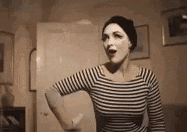 Mime How GIF - Mime How GIFs