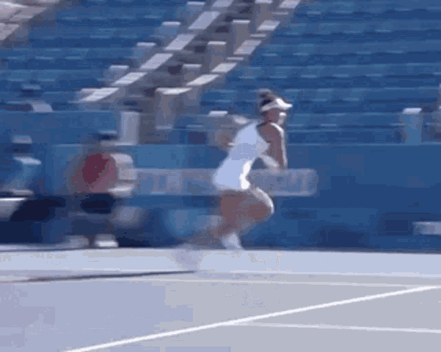 Veronika Kudermetova Tennis GIF - Veronika Kudermetova Tennis Sit Down GIFs