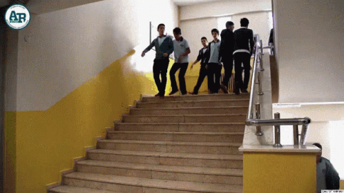 Serhan Stairs GIF - Serhan Stairs Friends GIFs