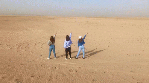 Desert Girls GIF - Desert Girls GIFs