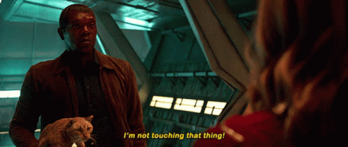 Captain Marvel Nick Fury GIF - Captain Marvel Nick Fury Im Not Touching That Thing GIFs
