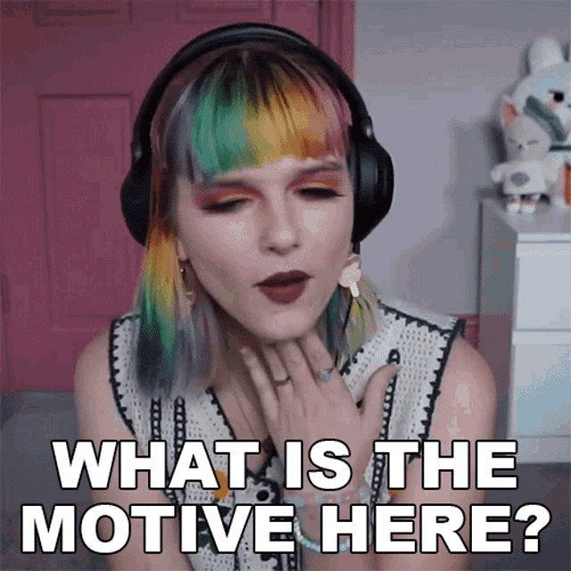 What Is The Motive Here Savannah GIF - What Is The Motive Here Savannah The Queer Kiwi GIFs