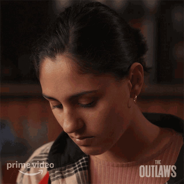 Glaring Rani Rekowski GIF - Glaring Rani Rekowski The Outlaws GIFs