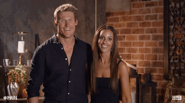Thumbs Up Married At First Sight GIF - Thumbs Up Married At First Sight Yeah GIFs