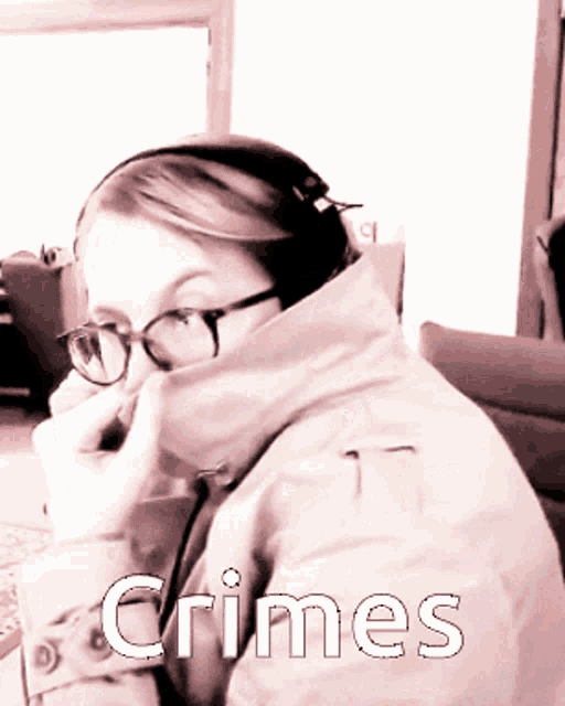 Crimes Julia GIF - Crimes Julia Juli Lepetit GIFs